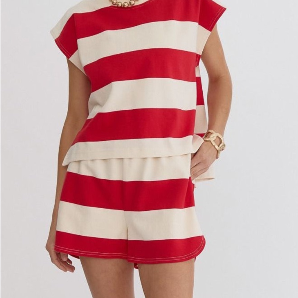 entro Red and Cream Striped Shorts set